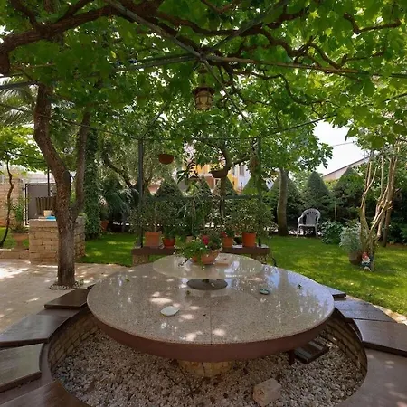 Kascuni A5 Nyaraló *